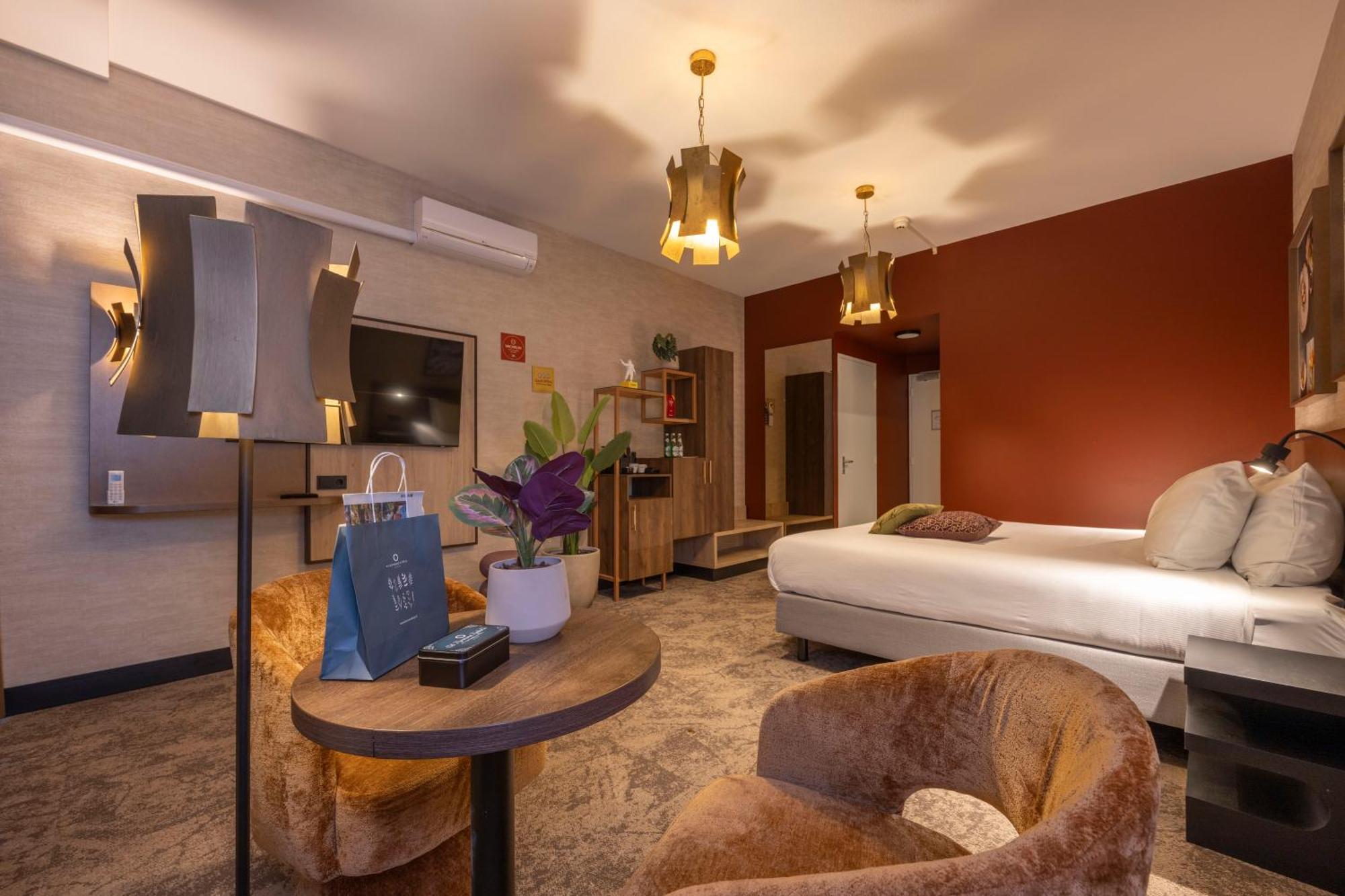 Fletcher Hotel-Restaurant Klein Zwitserland Heelsum ภายนอก รูปภาพ